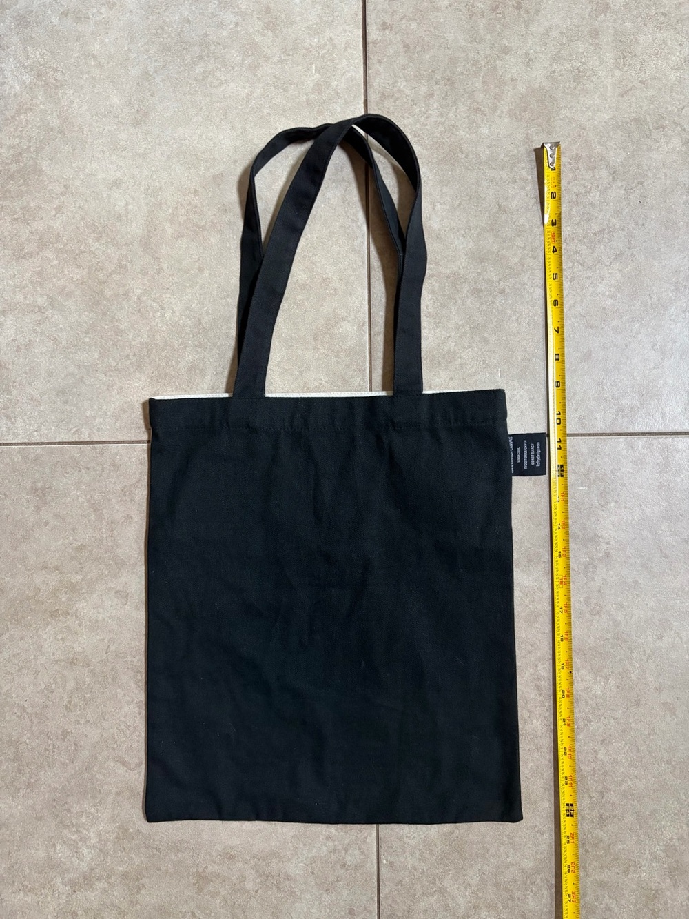 Cotton Canvas Tote With Hong Kong cultural symbols - Picture 2 of 2